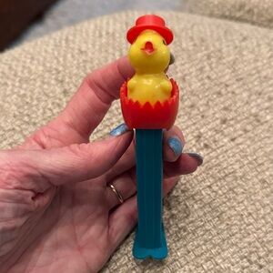 Charming Yellow and Red Bird Toy Dispenser